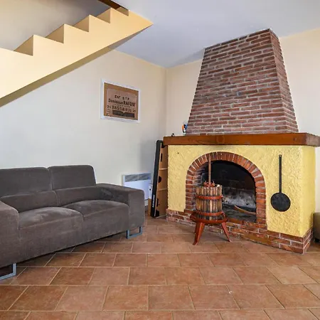 Amazing In Giuncaggo With Wifi Holiday home Aleria (Corsica)